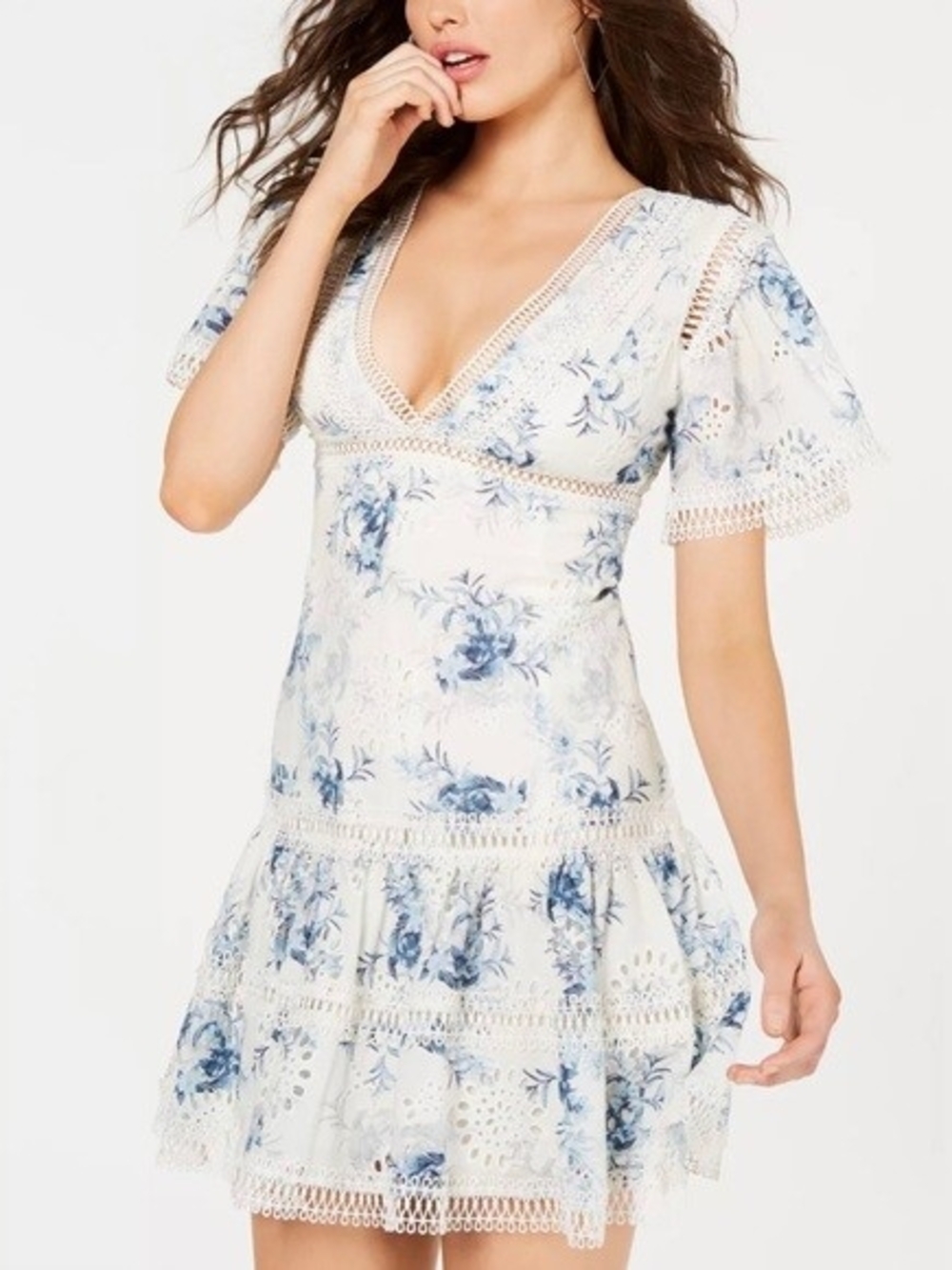 Authentic Guess winona White Blue Floral Crochet Trim Print Size L
